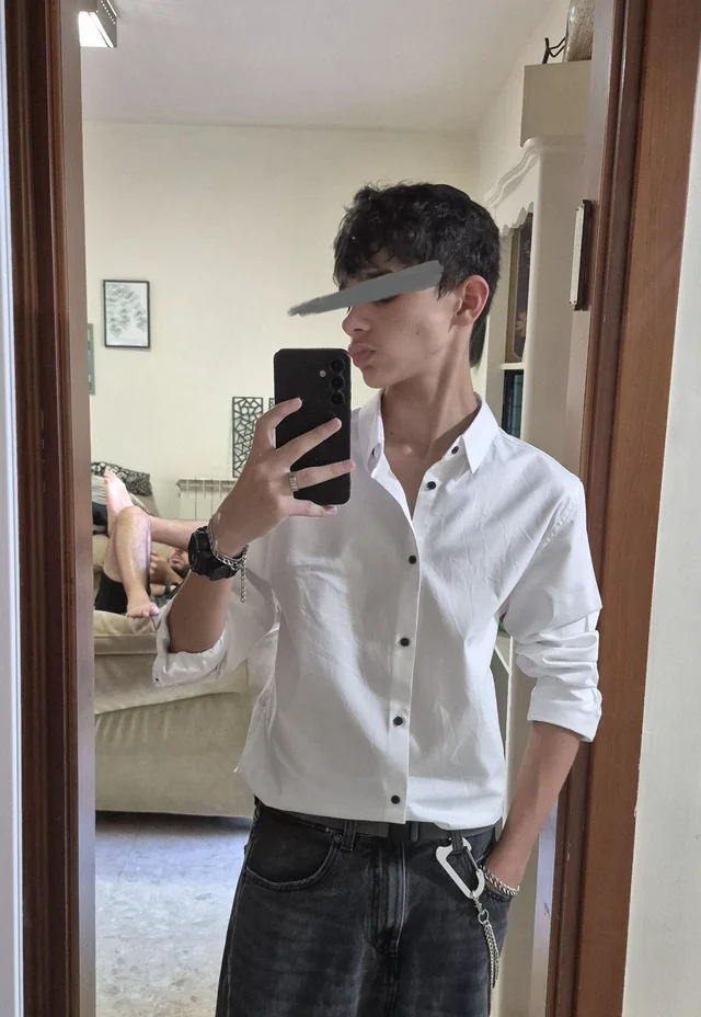 ชุดแต่งกาย