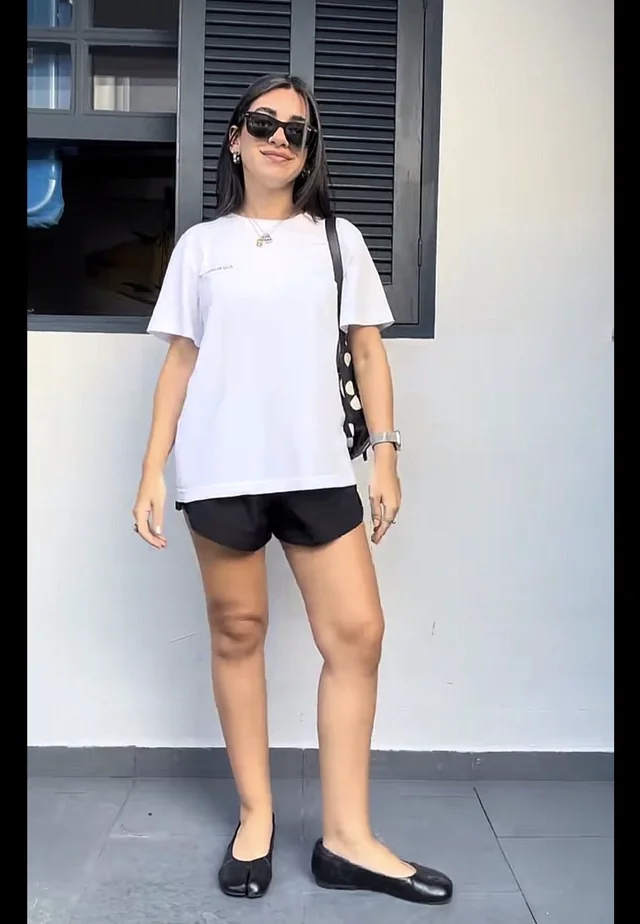 ชุดแต่งกาย