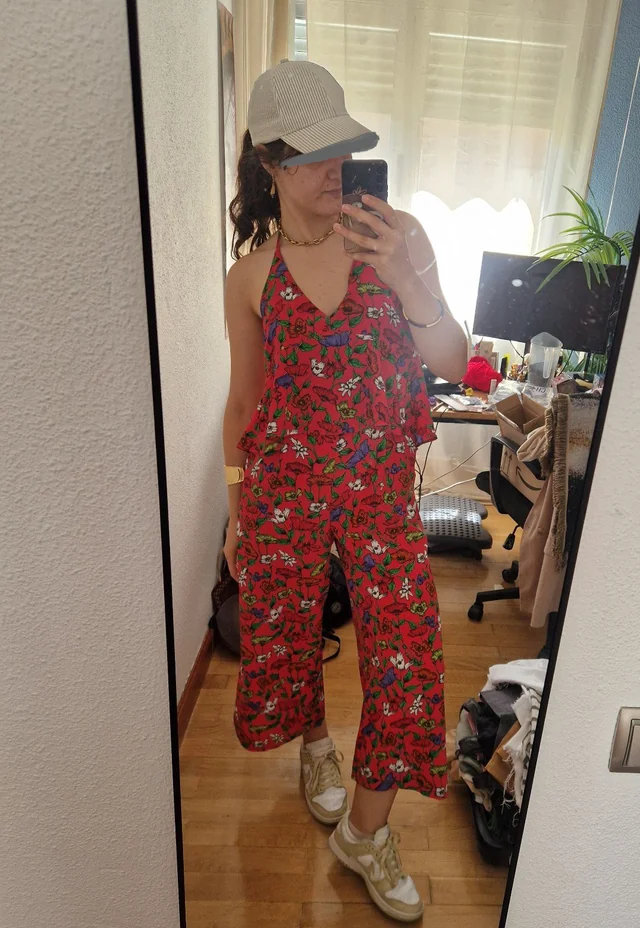 ชุดแต่งกาย