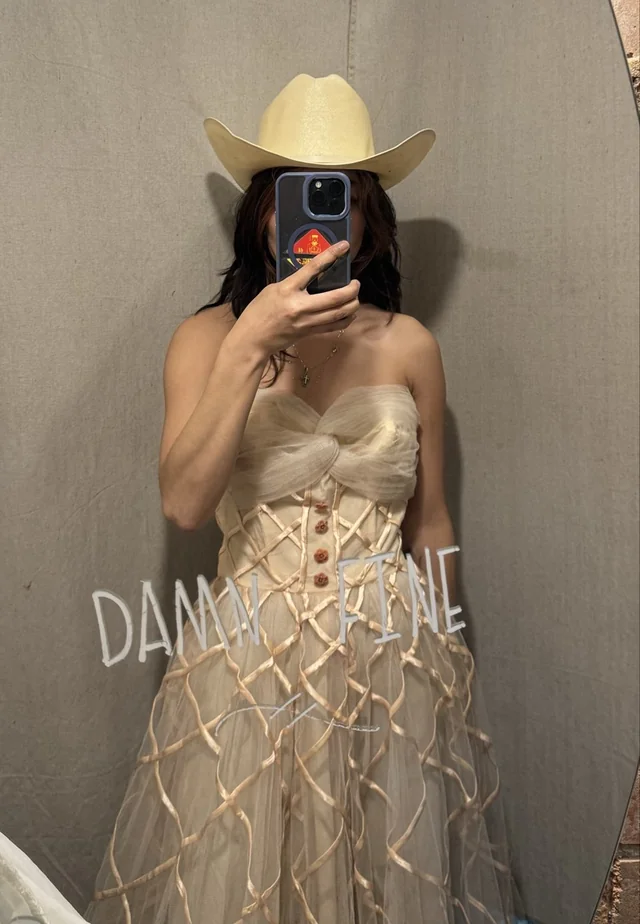 Outfit