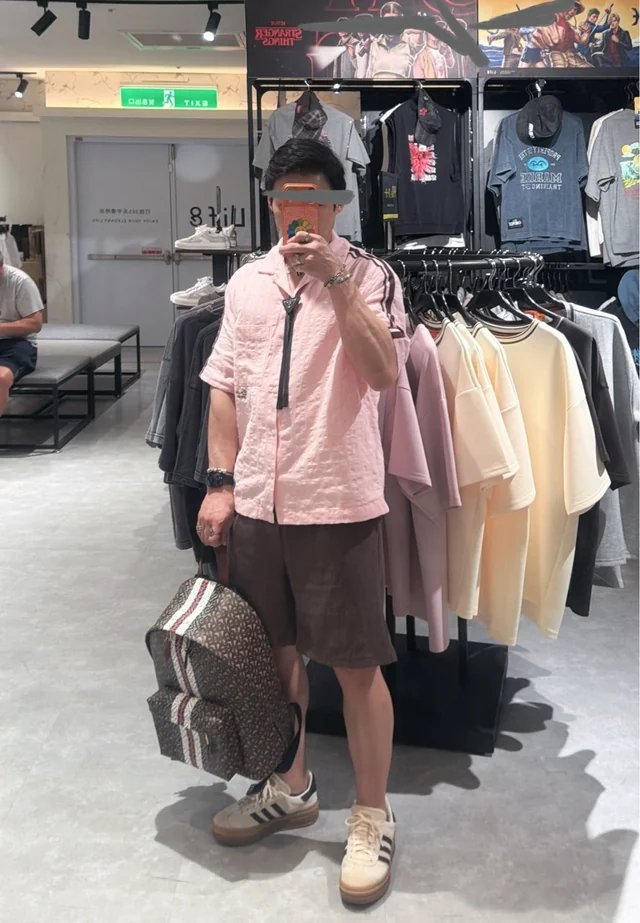 ชุดแต่งกาย
