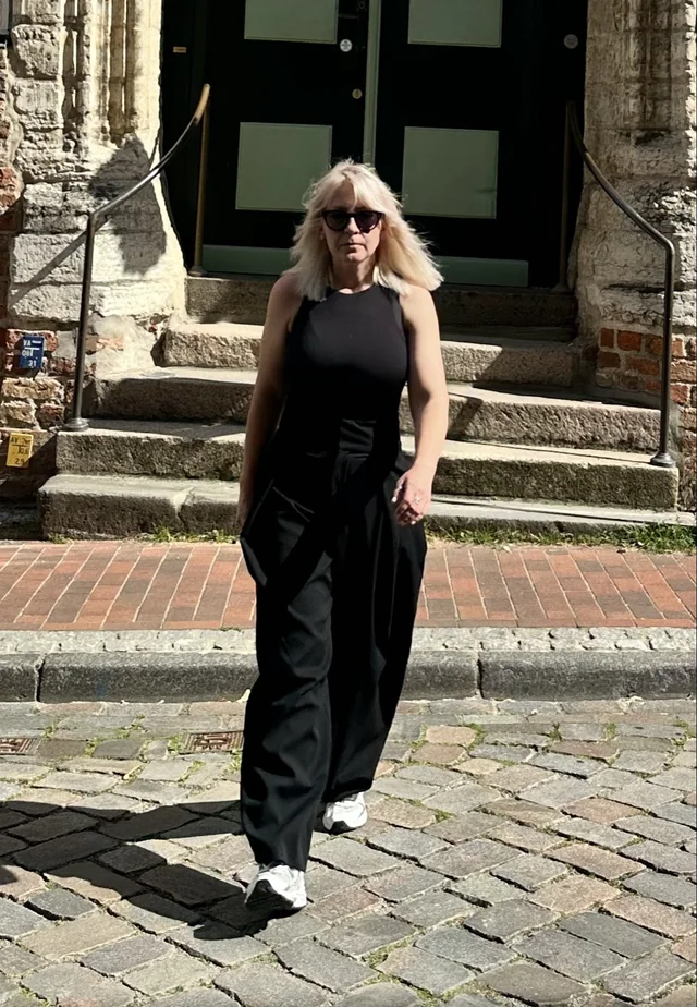 Outfit